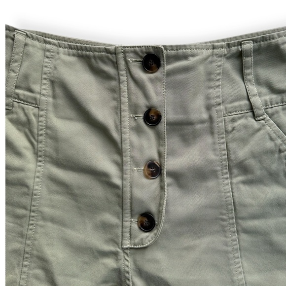 Sézane • Marcus Shorts Khaki Olive Green - Picture 9 of 13